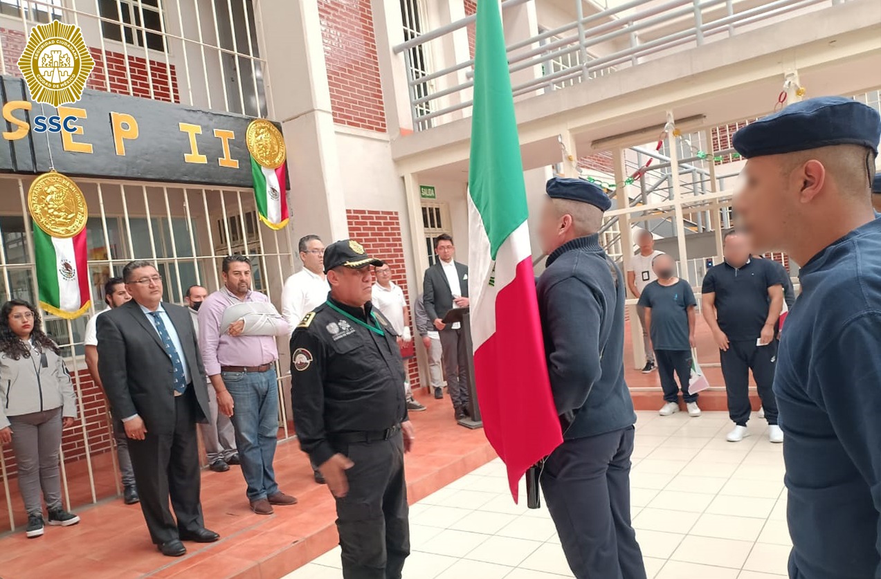 SE CELEBRA CON HONORES LA BANDERA DE MÉXICO EN CENTROS PENITENCIARIOS (1).jpeg